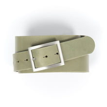  Breiter One-Size Gürtel aus Leder in Light Khaki mit schlichter silber Schließe